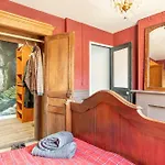La Maison Des Sorciers - Insolite à